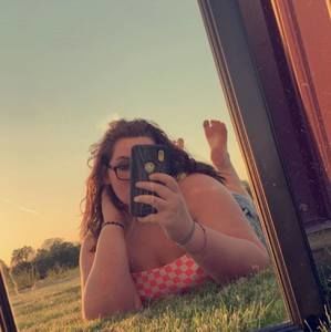 Meet your Posher, Bethany